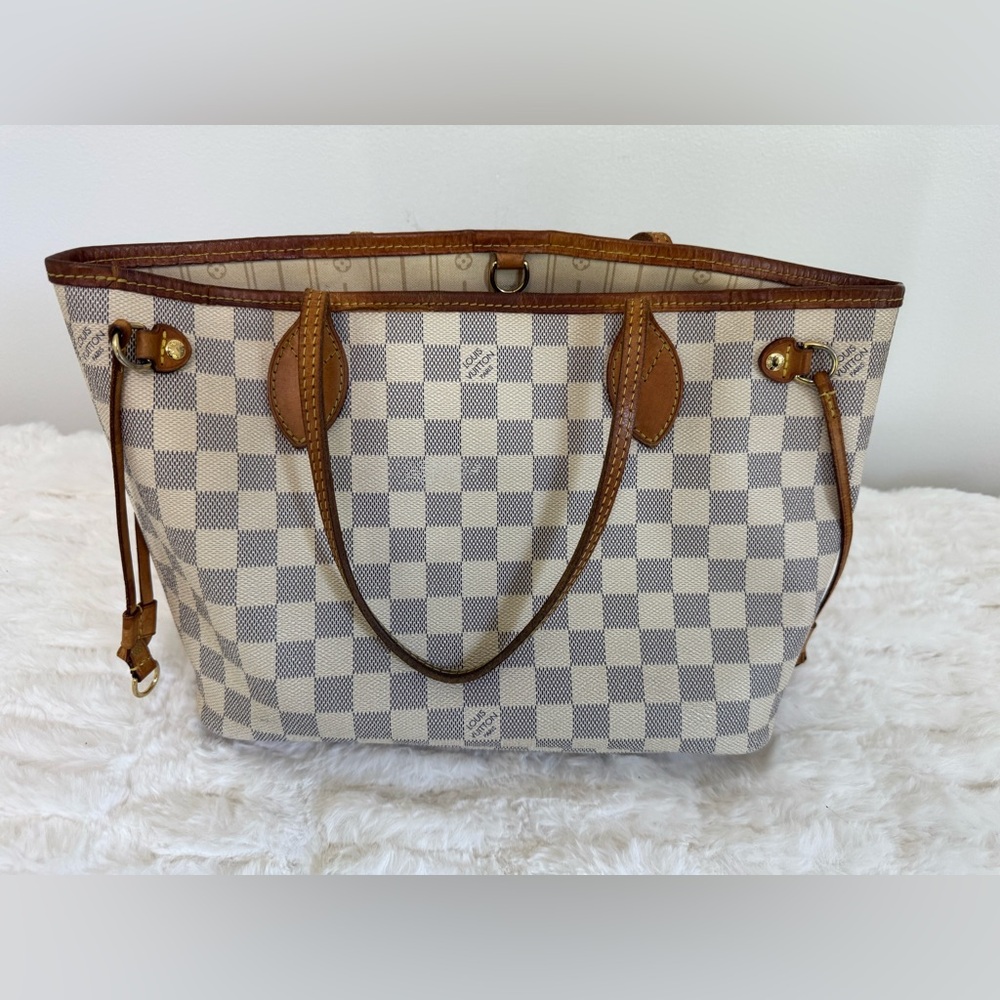 Louis Vuitton Damier Azur Neverfull PM